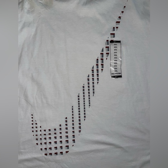 Men's 2XL Nike White Athletic Cut Tee with Red and Gray Checkmark Logo - Tags On - Picture 2 of 5